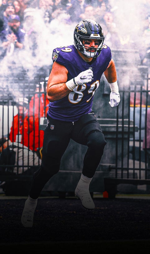 Ravens TE Mark Andrews with no apparent injuries after car accident en route to team's facility